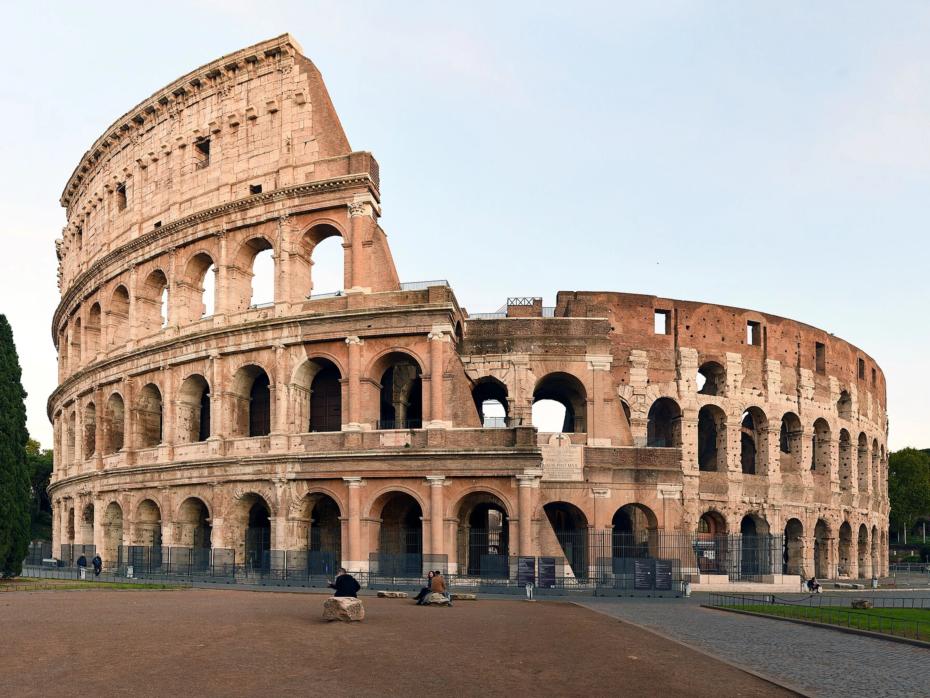 Napoli - Colosseo, servizio elettricista 24h in tutta la citta